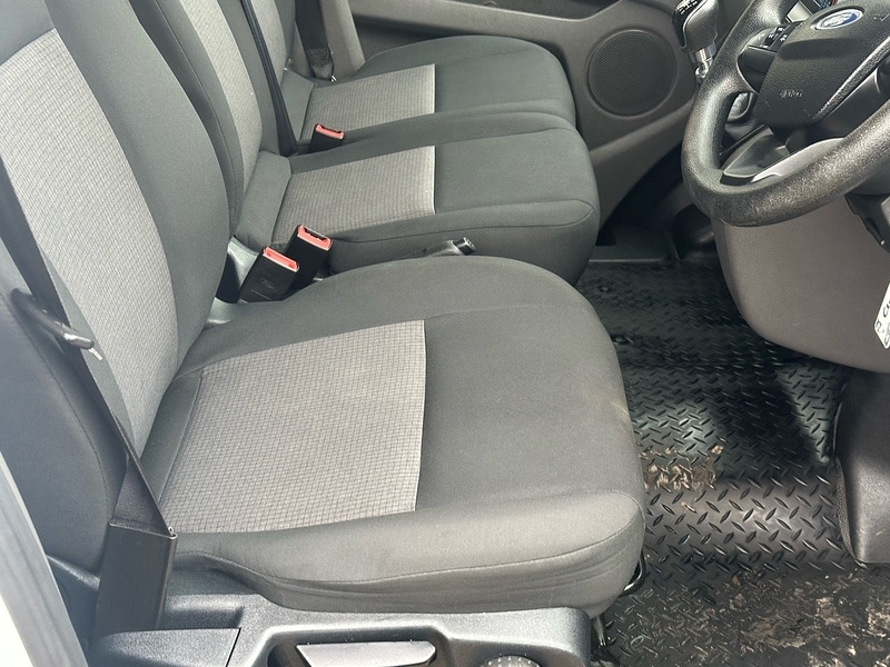 Used Ford Transit Custom 2020 for sale - 77384827: Photo 2