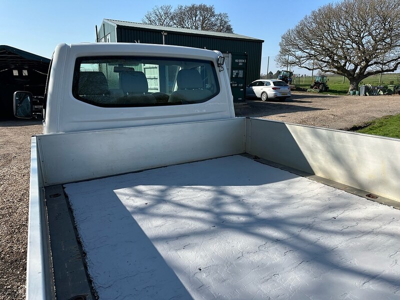 Used Volkswagen Transporter 2018 for sale - 77953551: Photo 3