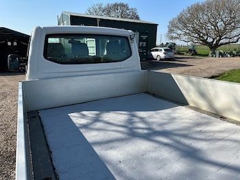 Used Volkswagen Transporter 2018 for sale - 77953551: Photo