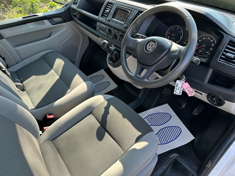 Used Volkswagen Transporter 2018 for sale - 77953551: Photo 4