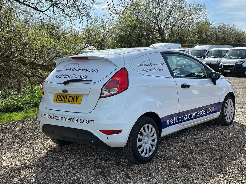 Used Ford Fiesta 2015 for sale - 78140833: Photo 11