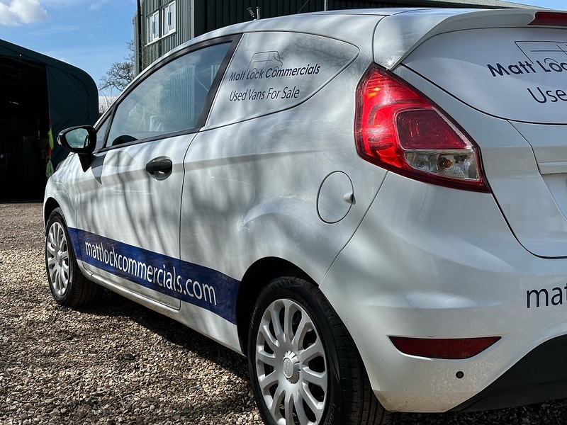 Used Ford Fiesta 2015 for sale - 78140833: Photo 16