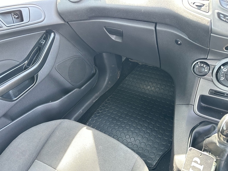 Used Ford Fiesta 2015 for sale - 78140833: Photo 25