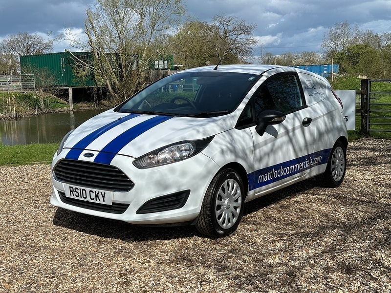 Used Ford Fiesta 2015 for sale - 78140833: Photo 8
