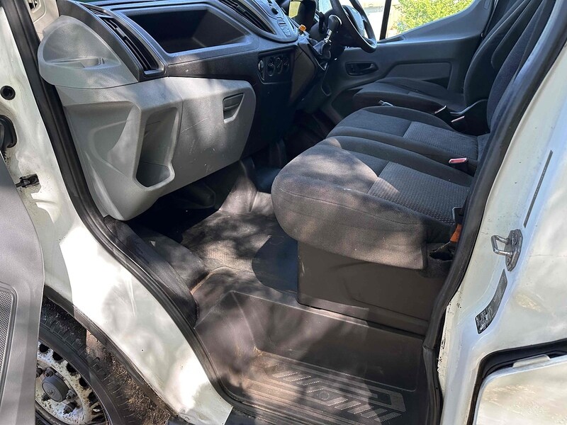 Vehicle 28