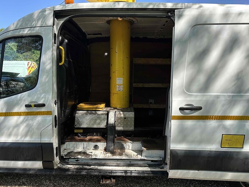 Vehicle 33