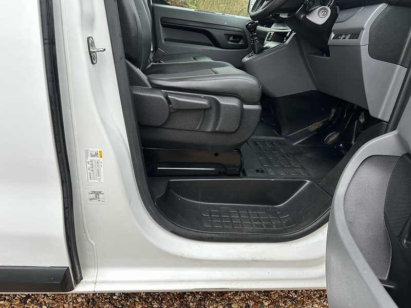 Used Peugeot Expert 2022 for sale - 76919744: Photo 25