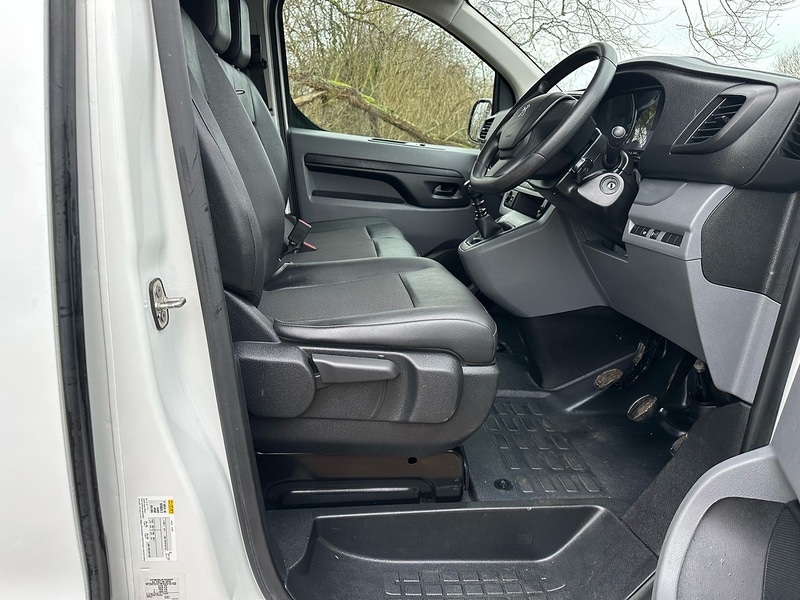 Used Peugeot Expert 2022 for sale - 76919744: Photo 30