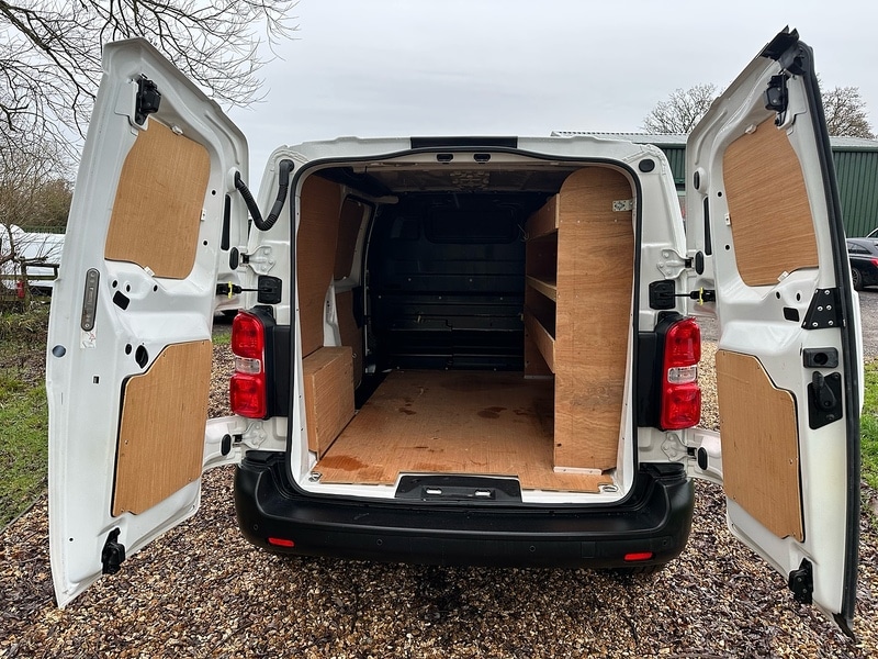 Used Peugeot Expert 2022 for sale - 76919744: Photo 31