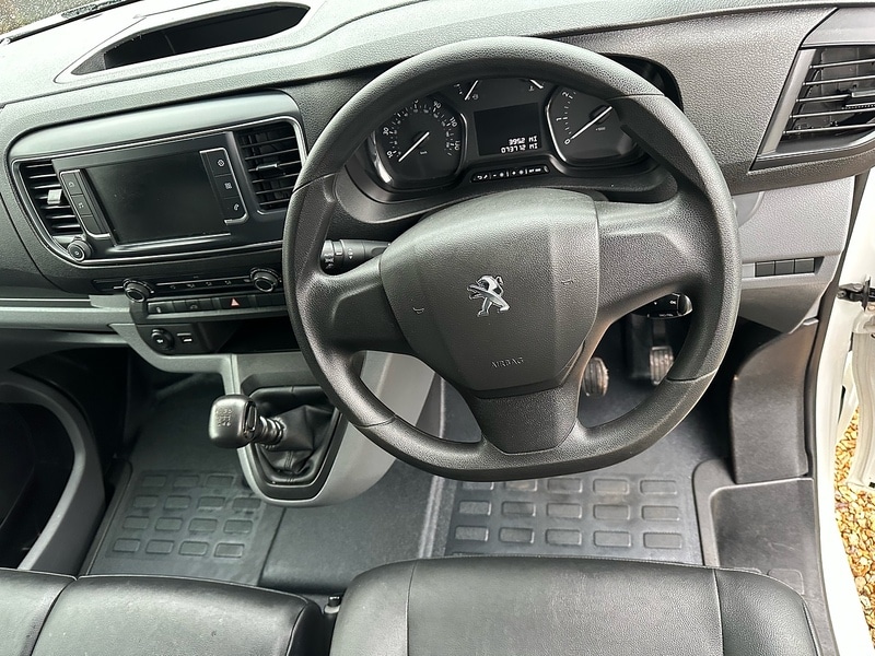 Used Peugeot Expert 2022 for sale - 76919744: Photo 33