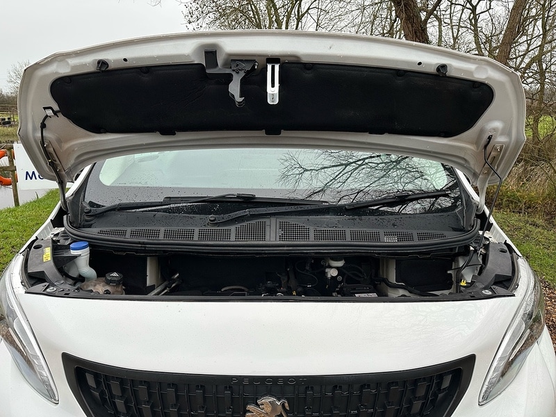 Used Peugeot Expert 2022 for sale - 76919744: Photo 42