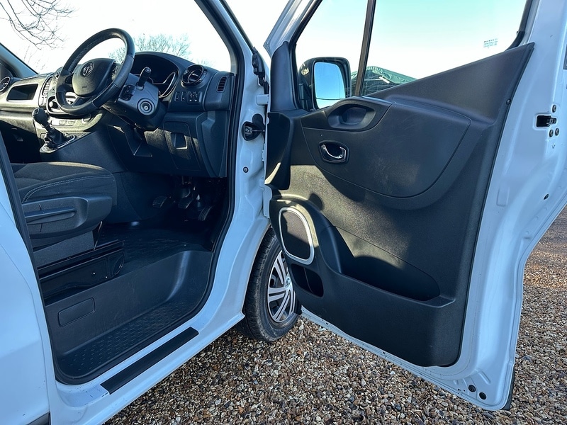 Used Vauxhall Vivaro 2018 for sale - 77007795: Photo 15