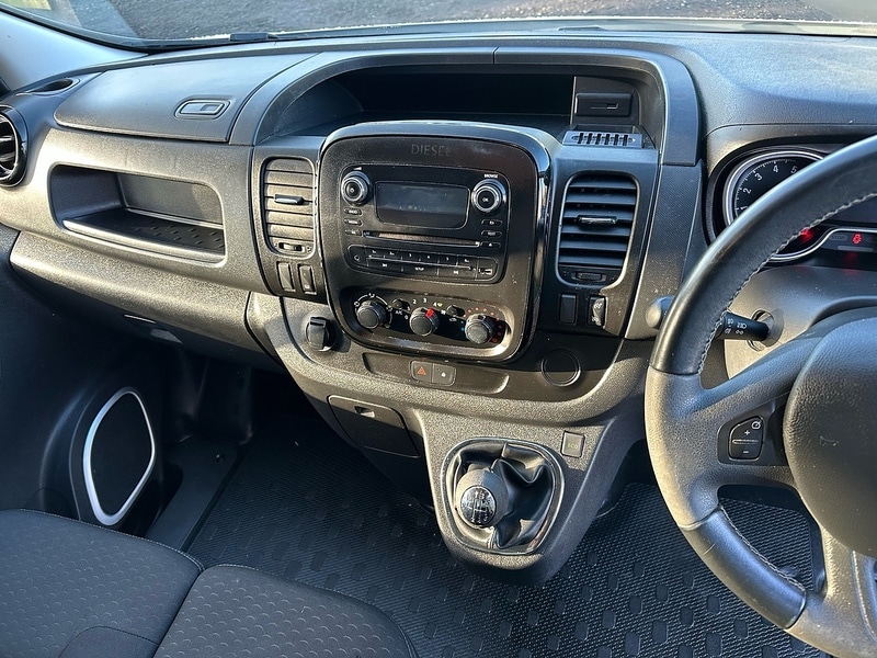 Used Vauxhall Vivaro 2018 for sale - 77007795: Photo 24