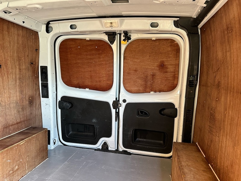 Used Vauxhall Vivaro 2018 for sale - 77007795: Photo 32