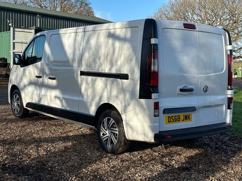 Used Vauxhall Vivaro 2018 for sale - 77007795: Photo 8