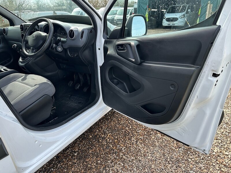 Used Peugeot Partner 2014 for sale - 77968053: Photo 11