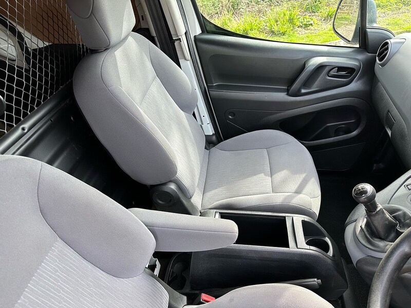 Used Peugeot Partner 2014 for sale - 77968053: Photo 13