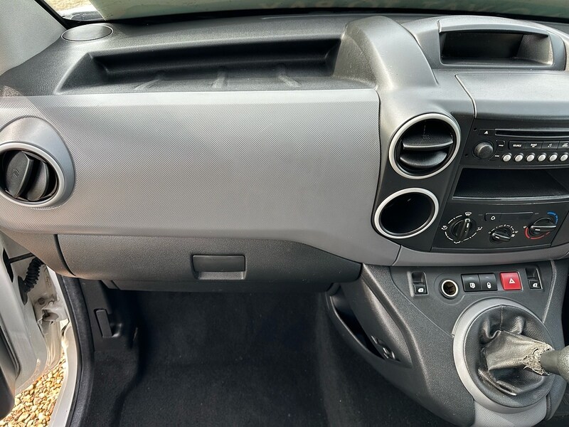 Used Peugeot Partner 2014 for sale - 77968053: Photo 26