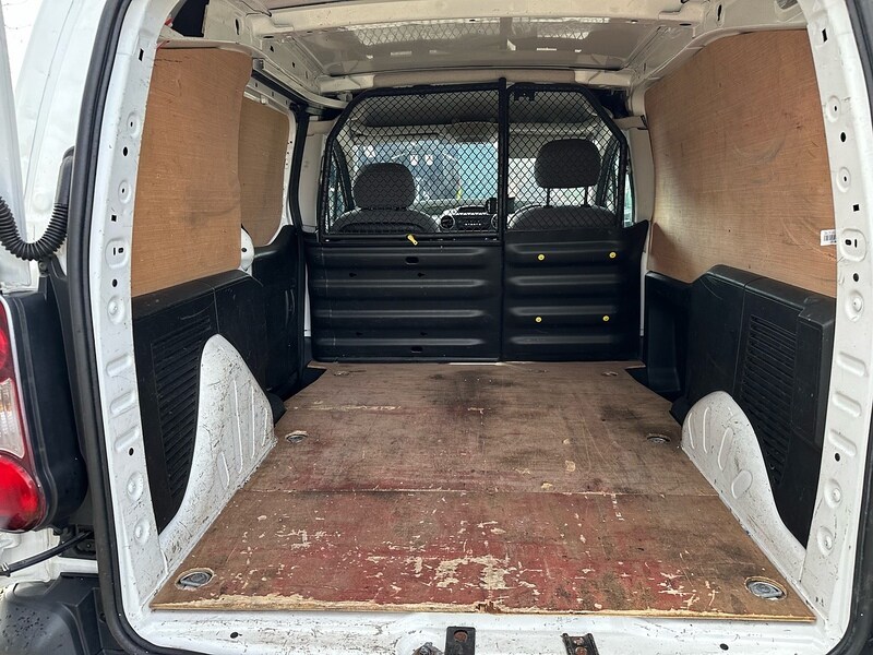 Used Peugeot Partner 2014 for sale - 77968053: Photo 30