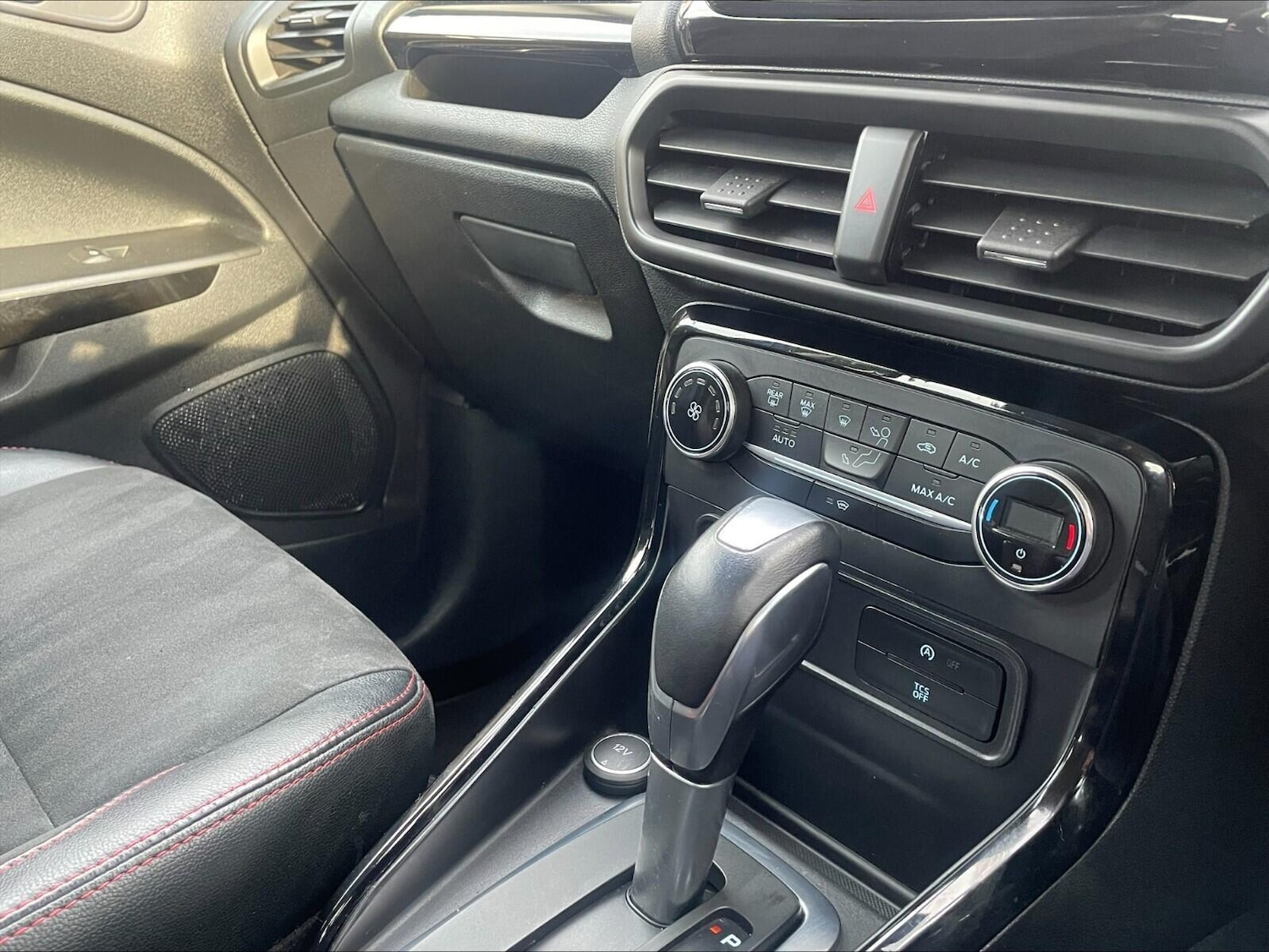 Used Ford Ecosport 2018 for sale - 76513062: Photo 15