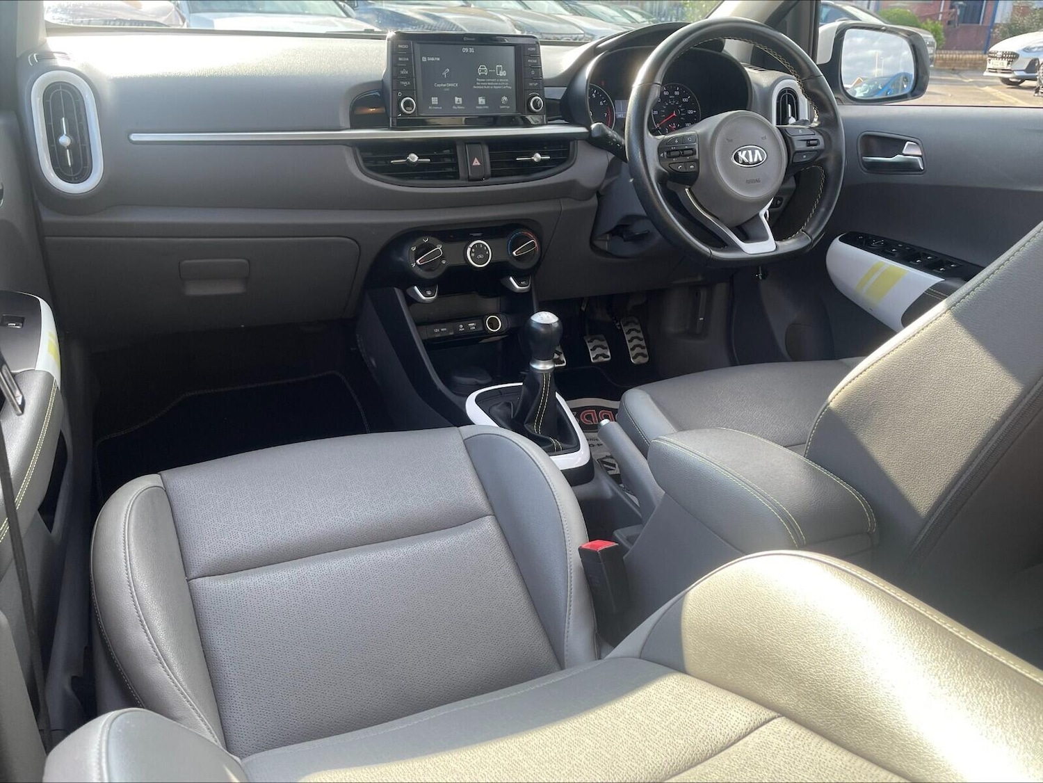 Used Kia Picanto 2018 for sale - 76512240: Photo 14