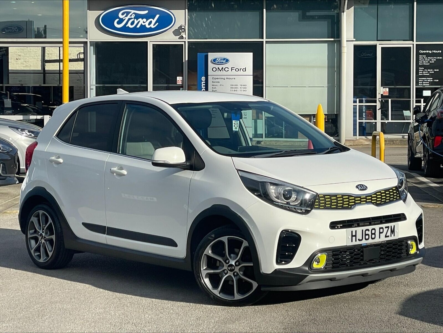 Used Kia Picanto 2018 for sale - 76512240: Photo 2