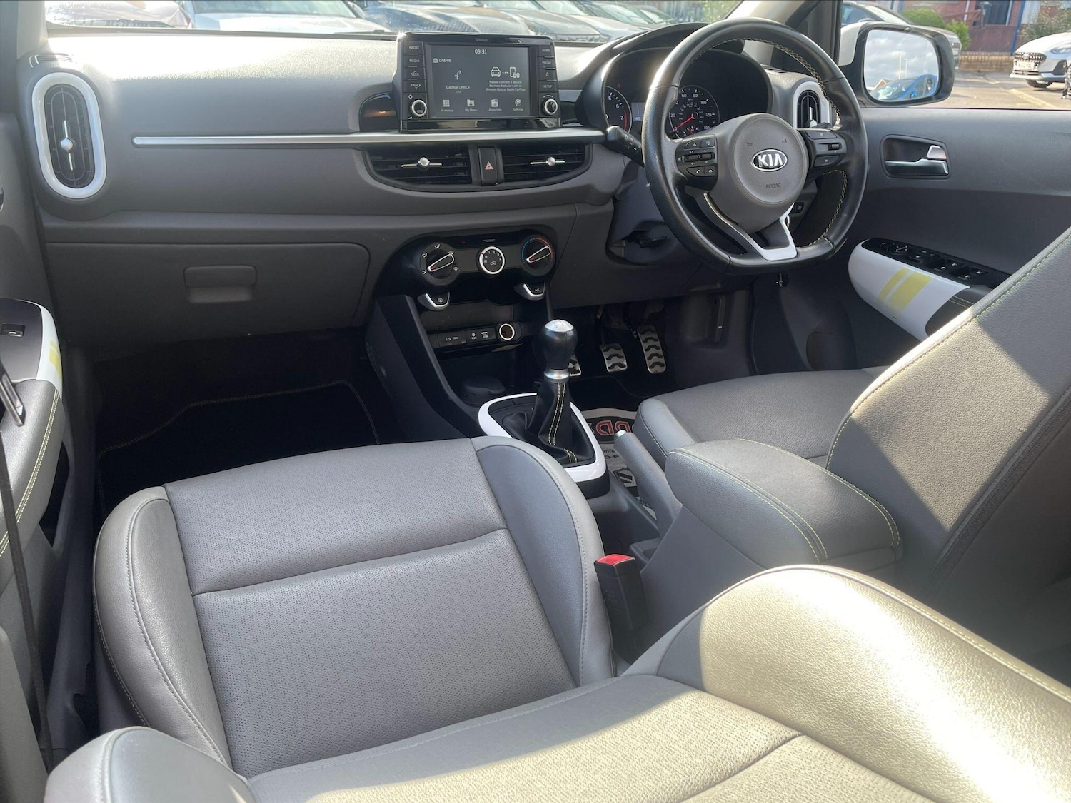 Used Kia Picanto 2018 for sale - 76512240: Photo 43