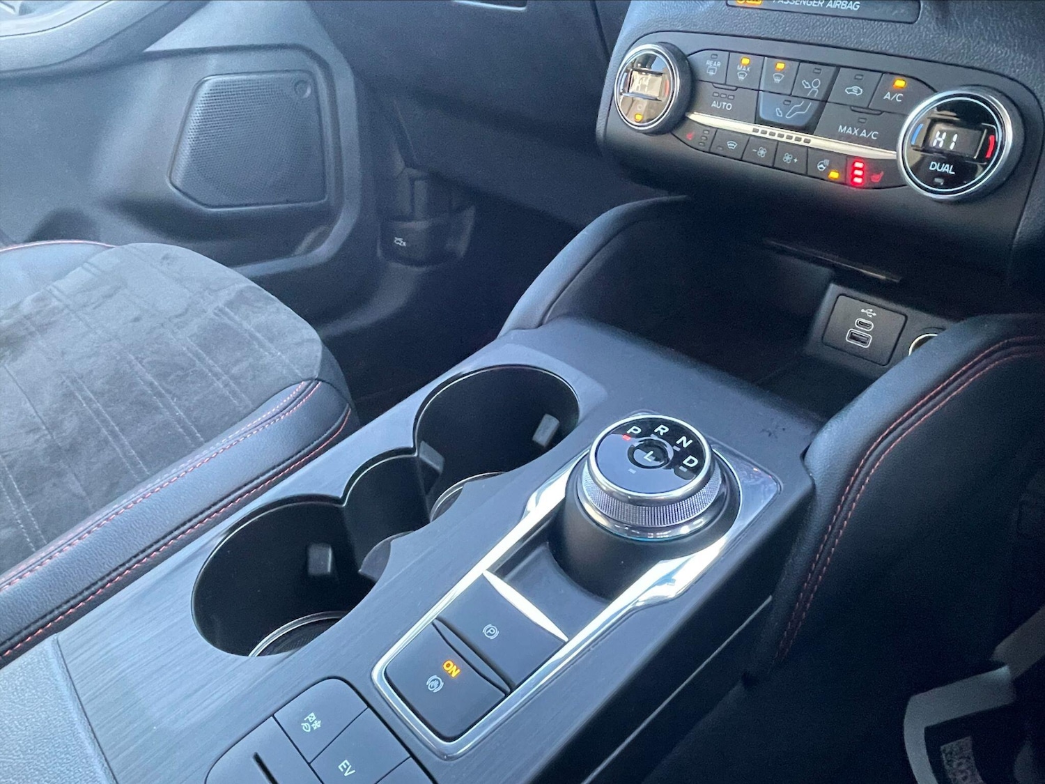 Used Ford Kuga 2022 for sale - 76644916: Photo 40