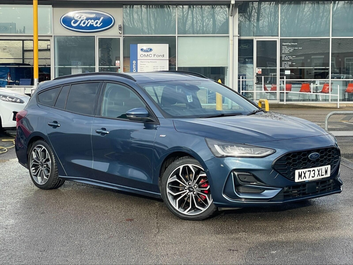 Used Ford Focus 2023 for sale - 76976594: Photo 2