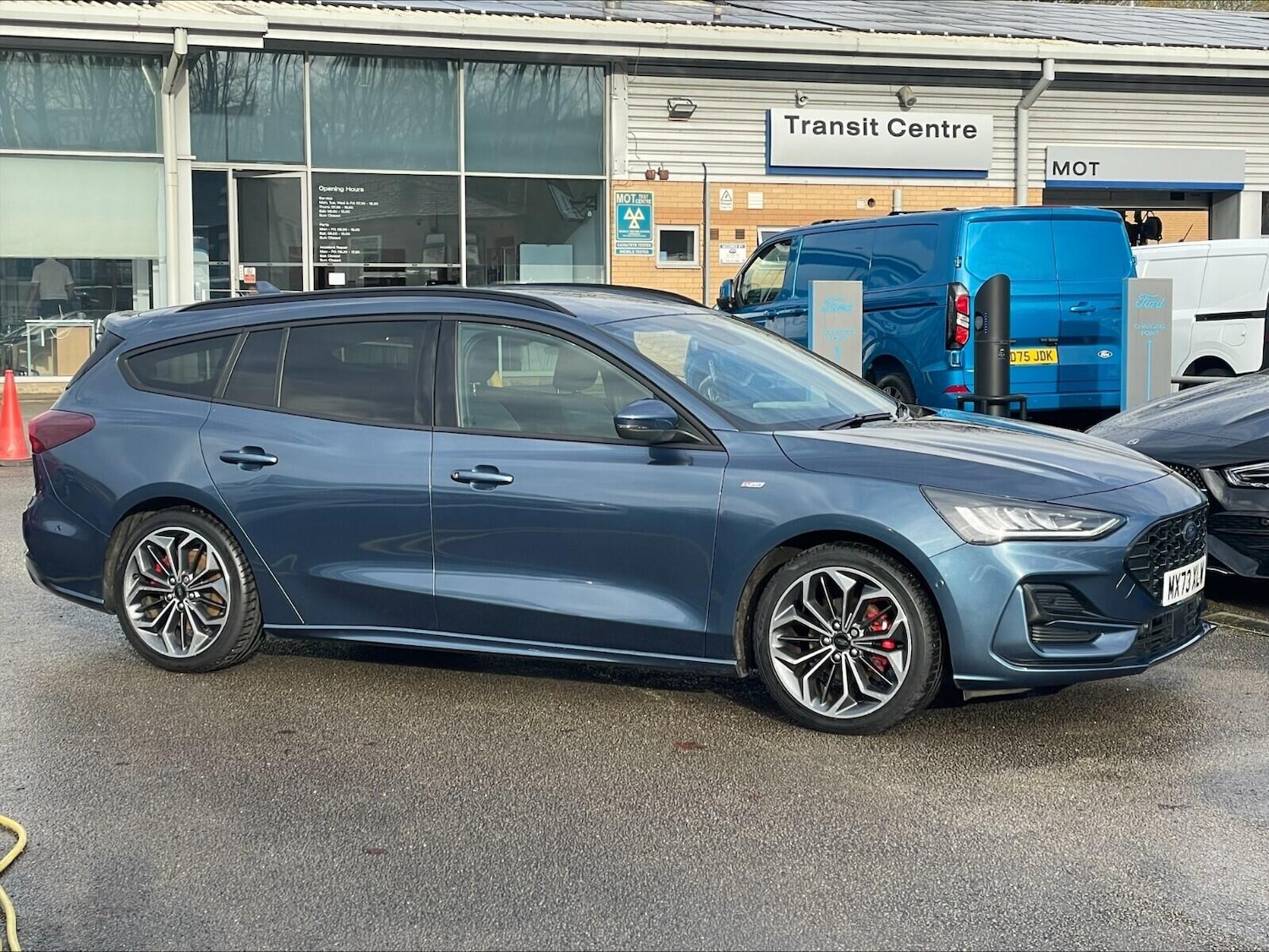 Used Ford Focus 2023 for sale - 76976594: Photo 4