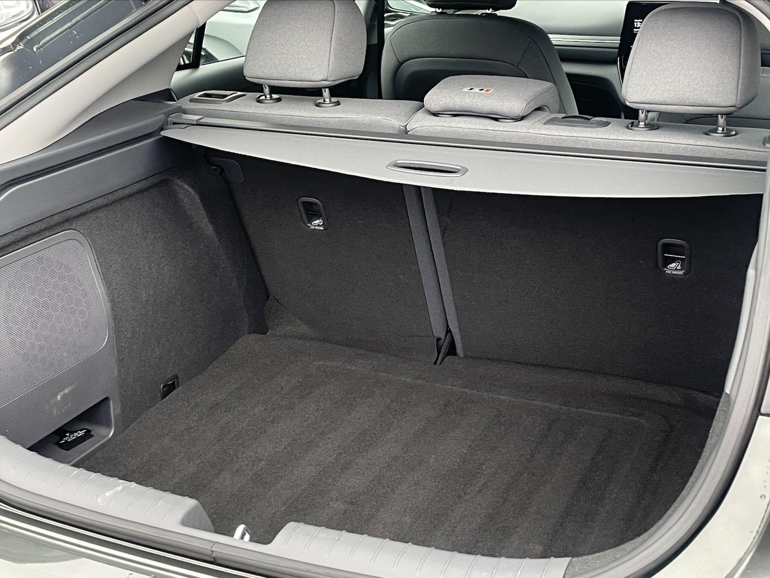 Used Hyundai IONIQ for sale - 76995361: Photo 42