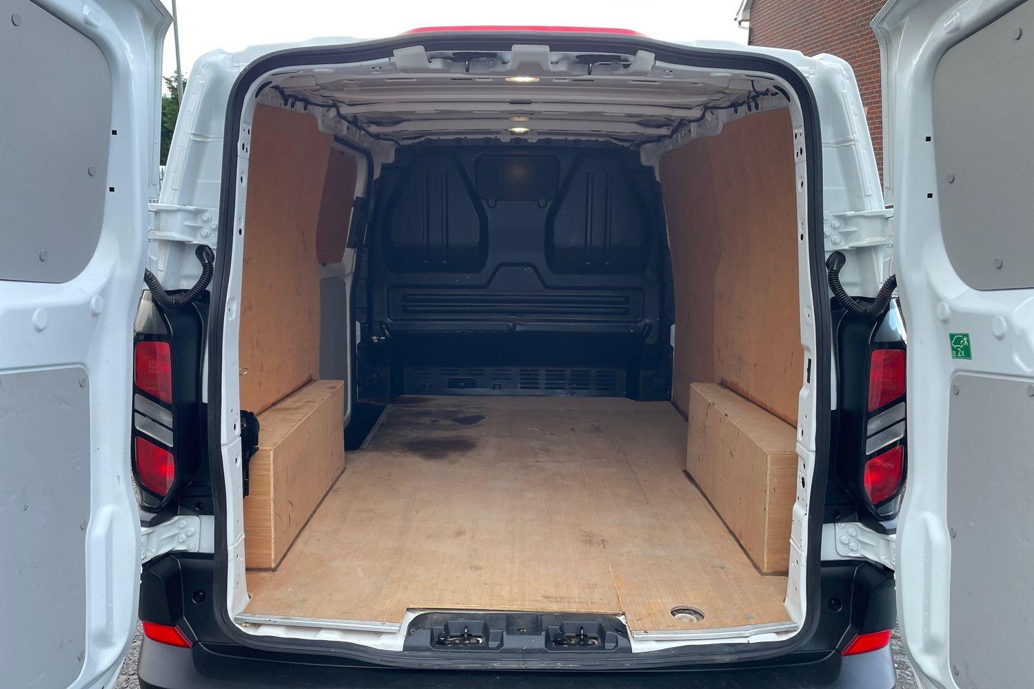 Used Ford Transit Custom 2024 for sale - 76997010: Photo 10