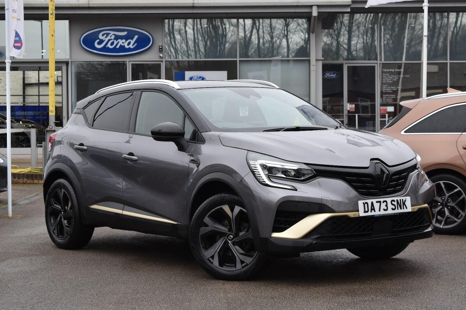 Used Renault Captur 2023 for sale - 76714506: Photo 1