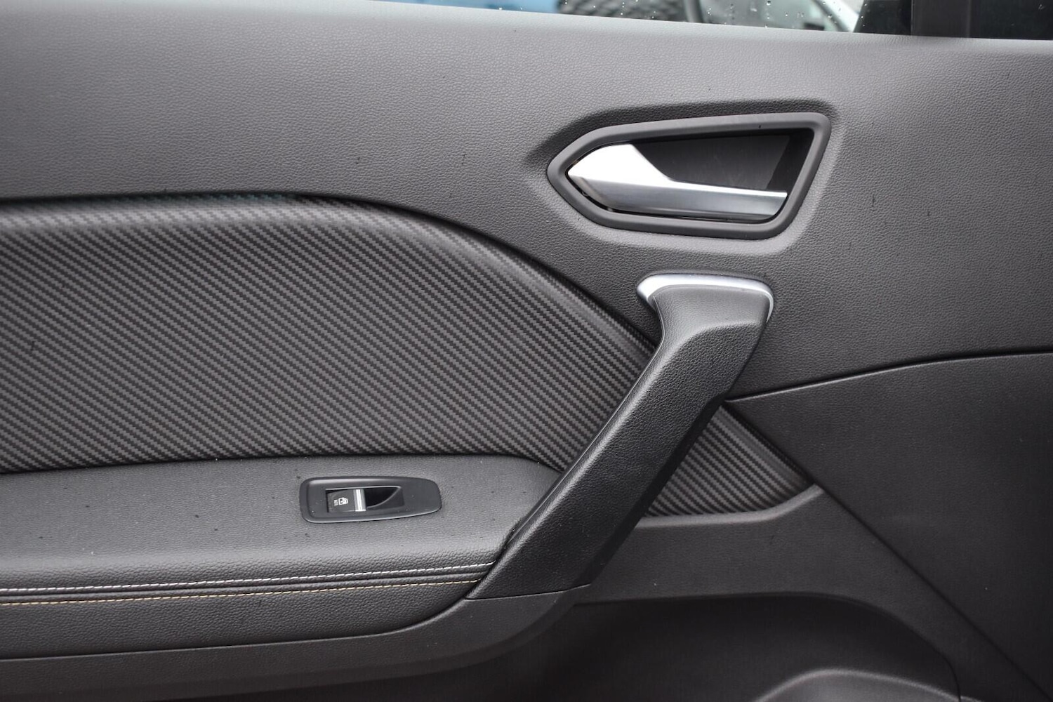 Used Renault Captur 2023 for sale - 76714506: Photo 15