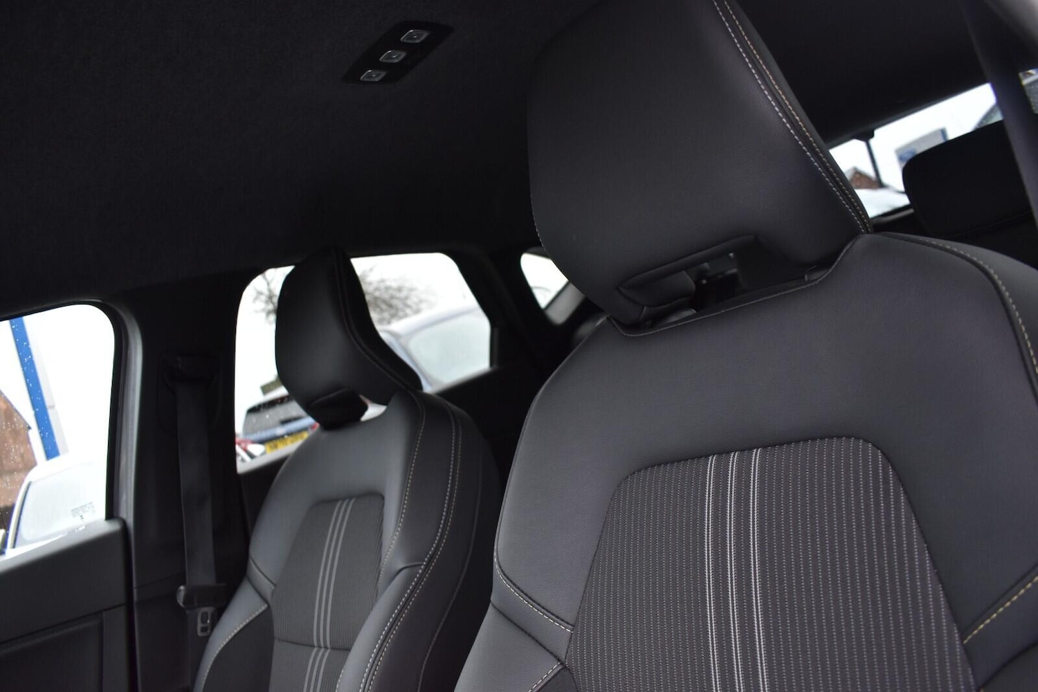 Used Renault Captur 2023 for sale - 76714506: Photo 17