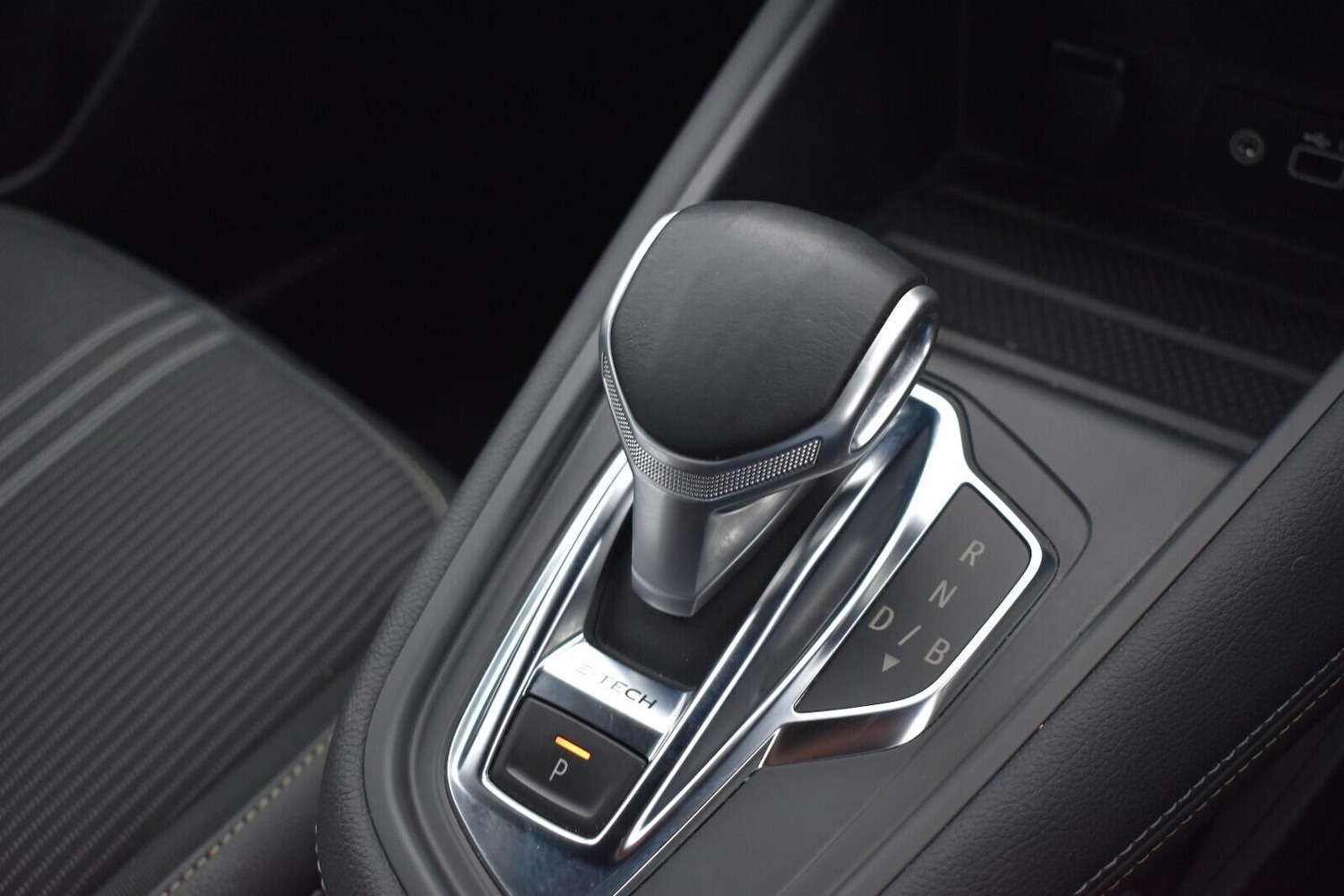 Used Renault Captur 2023 for sale - 76714506: Photo 21