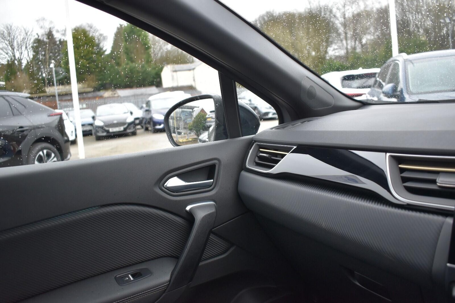 Used Renault Captur 2023 for sale - 76714506: Photo 26