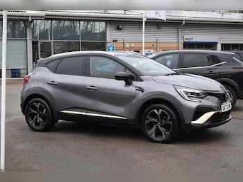Used Renault Captur 2023 for sale - 76714506: Photo