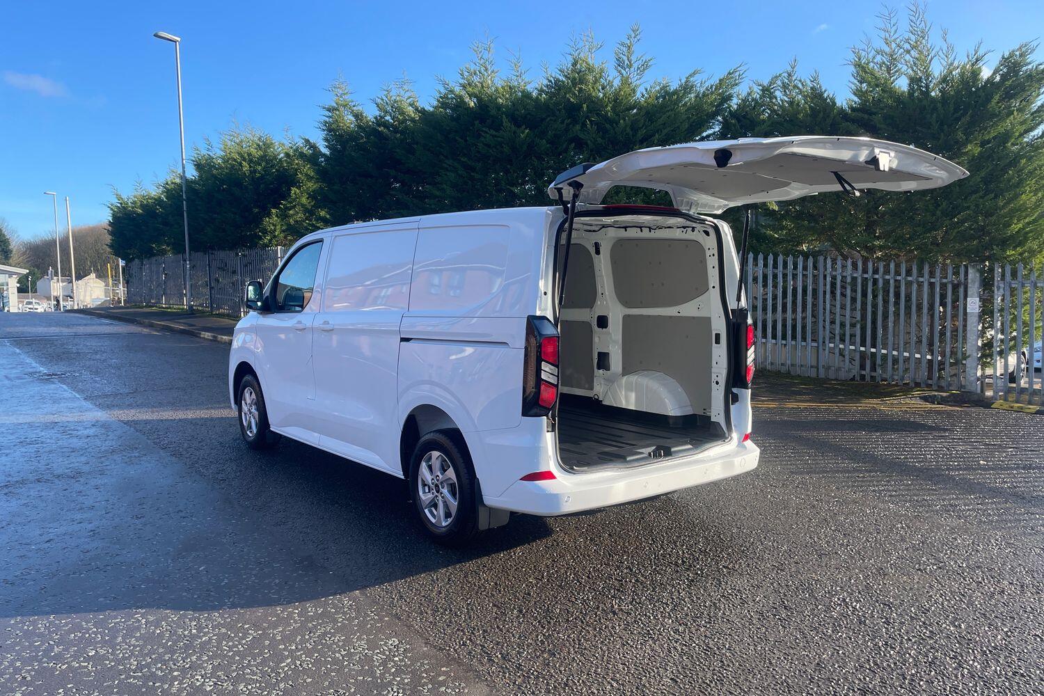 Used Ford Transit Custom 2024 for sale - 77229771: Photo 18