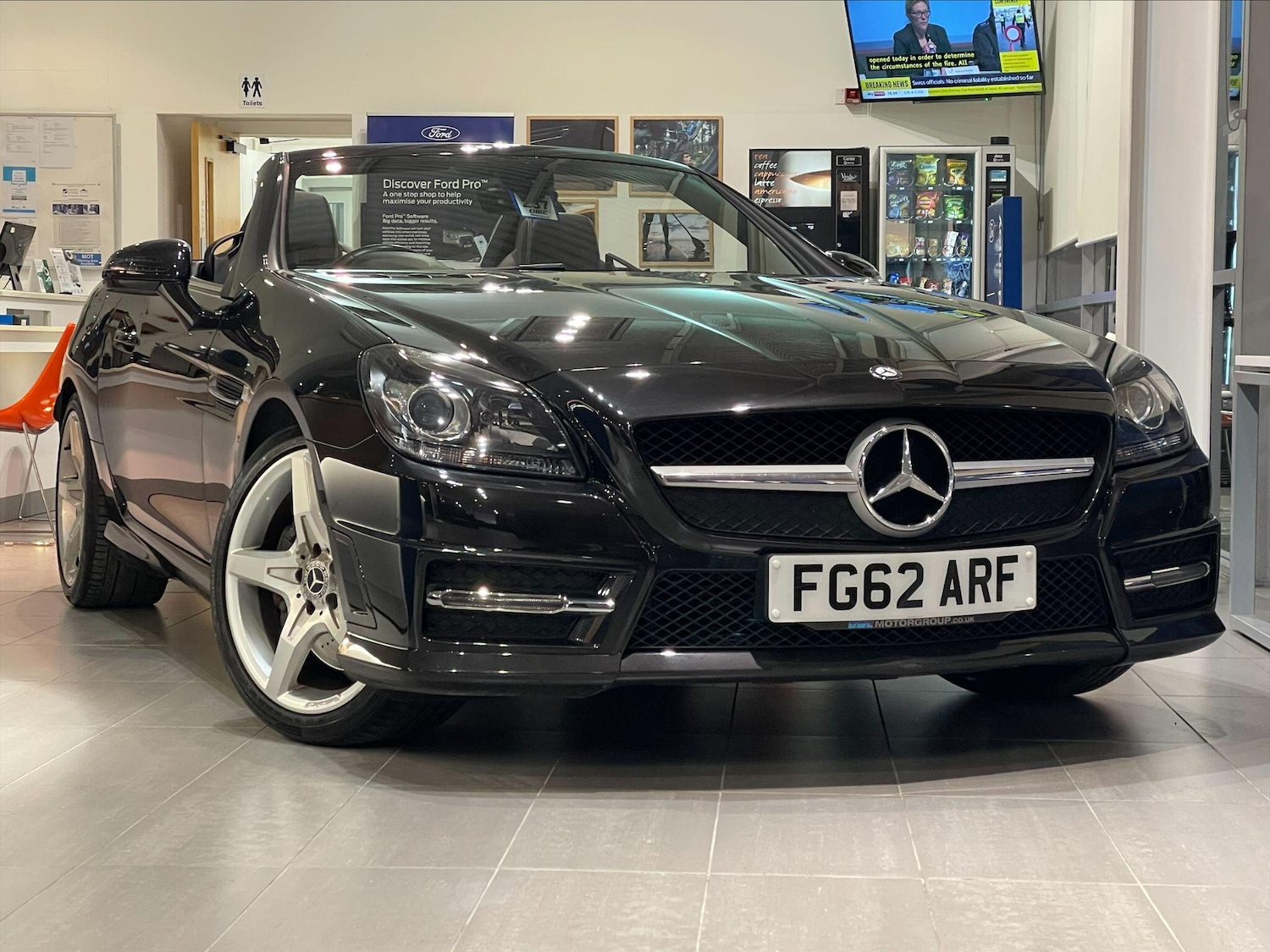 Used Mercedes-Benz SLK 2013 for sale - 77091089: Photo 34