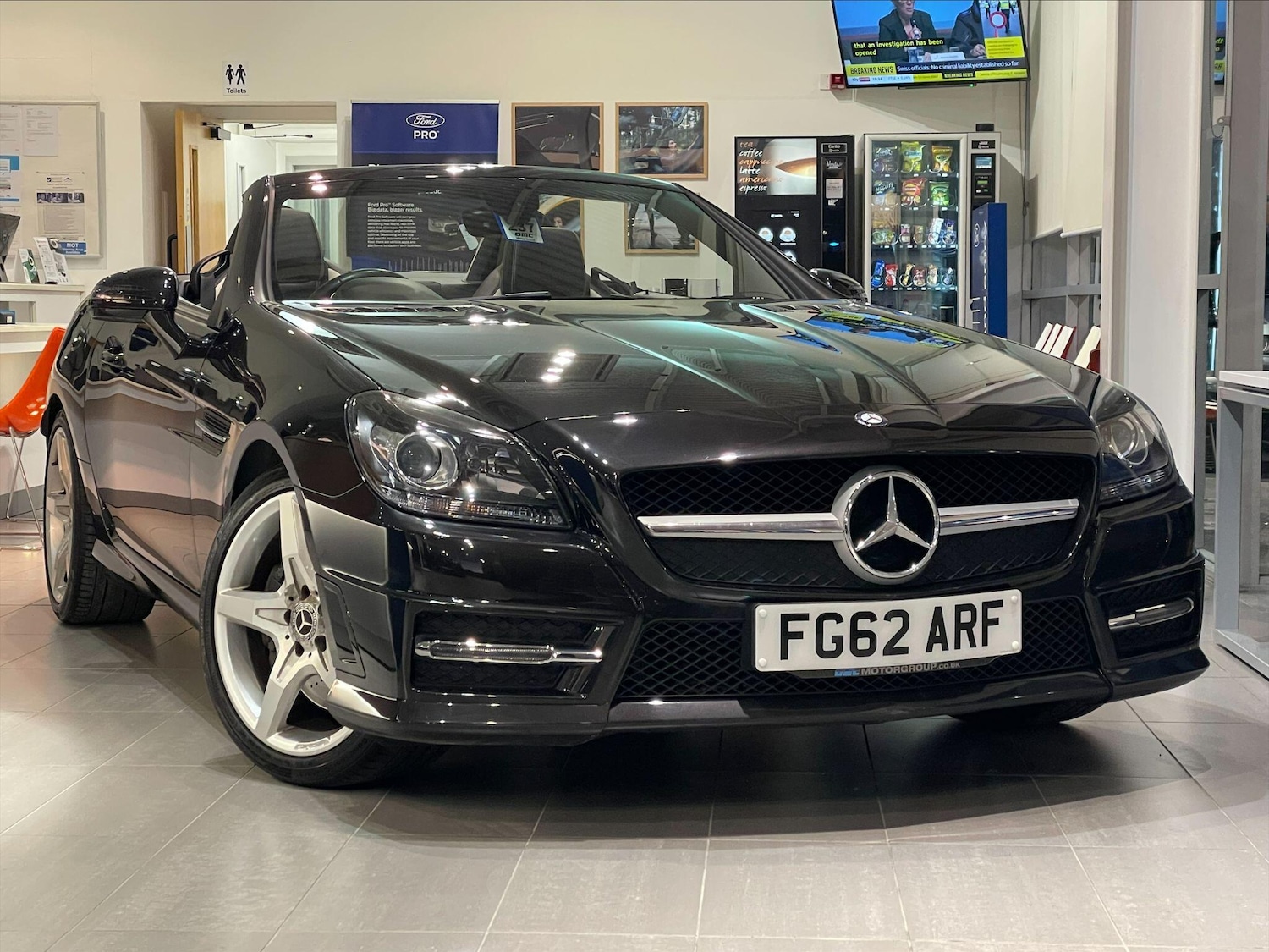Used Mercedes-Benz SLK 2013 for sale - 77091089: Photo 39