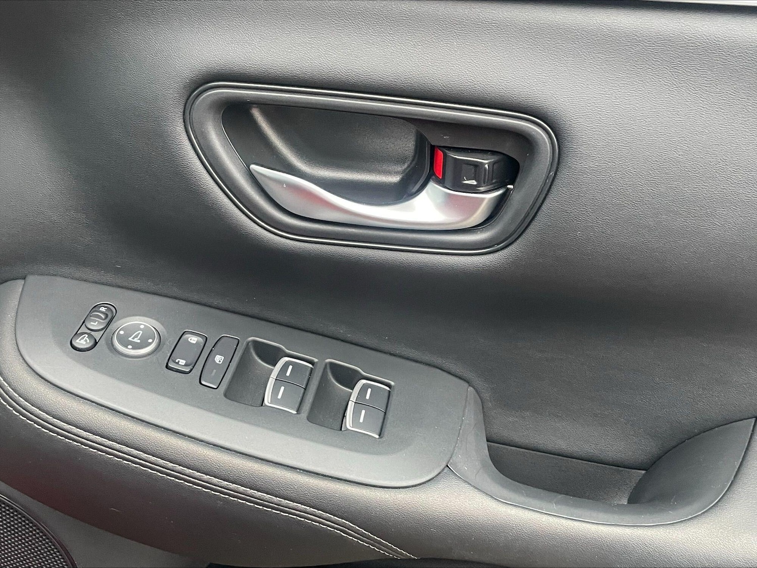 Used Honda ZR-V 2024 for sale - 76513092: Photo 48