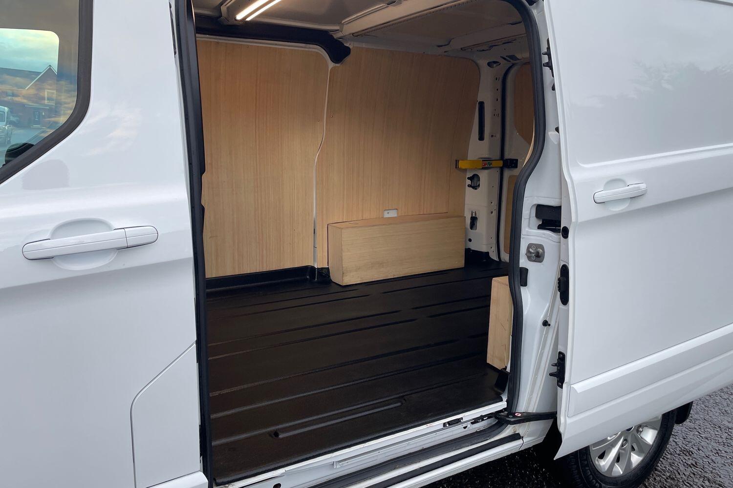 Used Ford Transit Custom 2023 for sale - 76689564: Photo 14