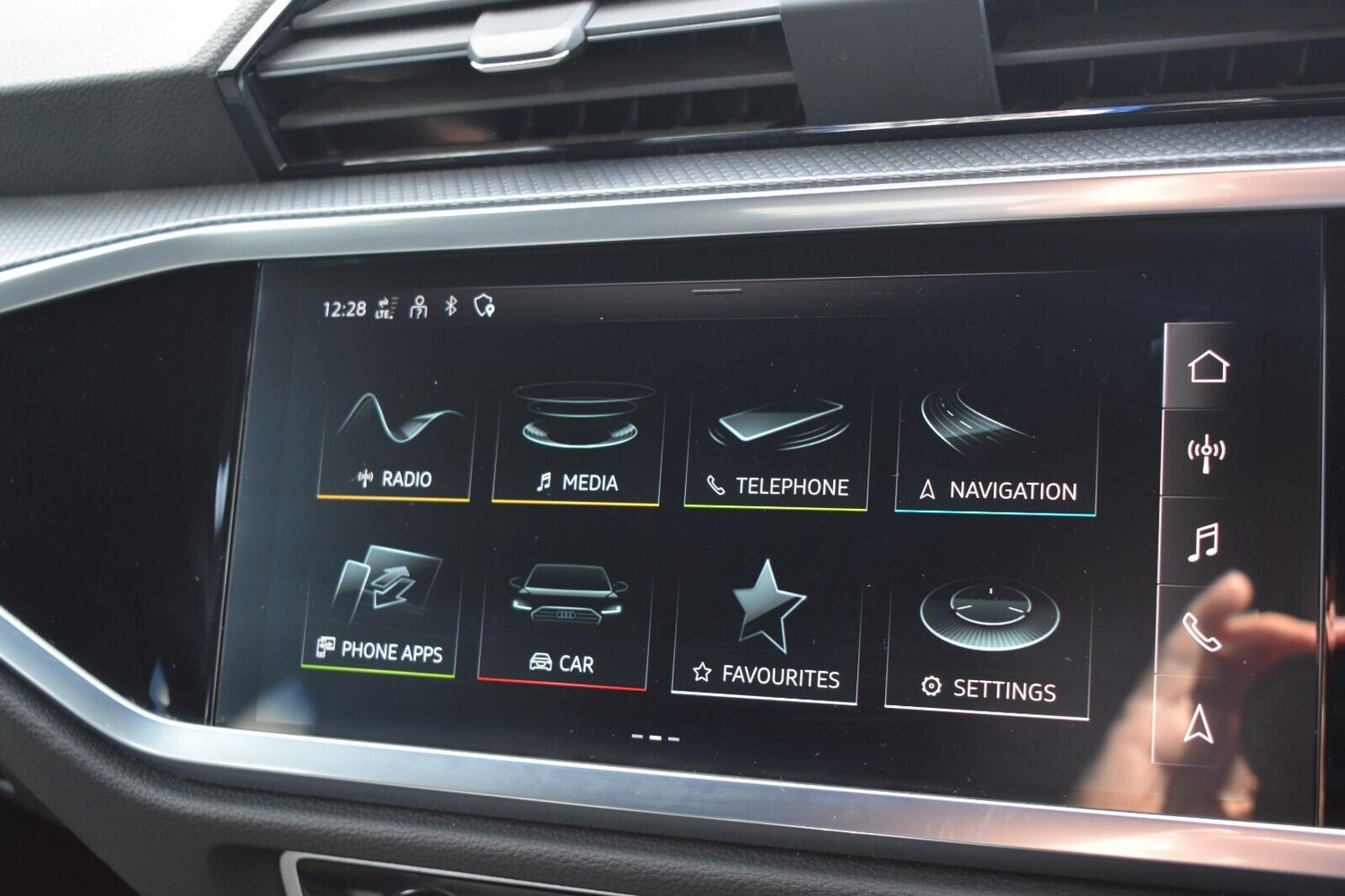 Used Audi Q3 2021 for sale - 76511779: Photo 32