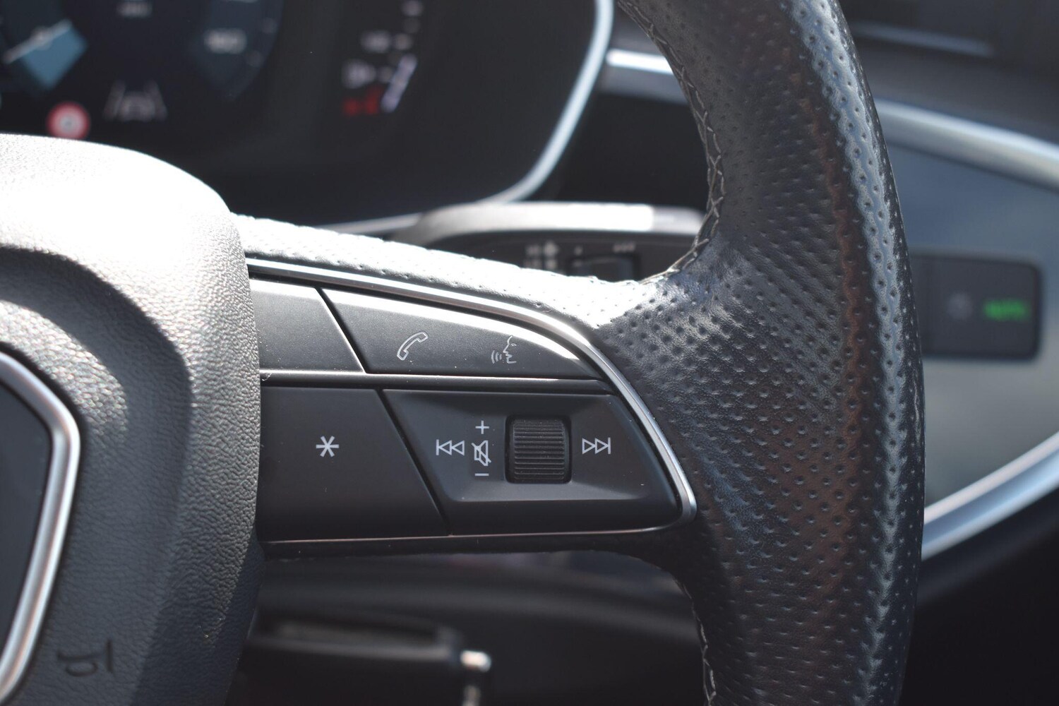 Used Audi Q3 2021 for sale - 76511779: Photo 61