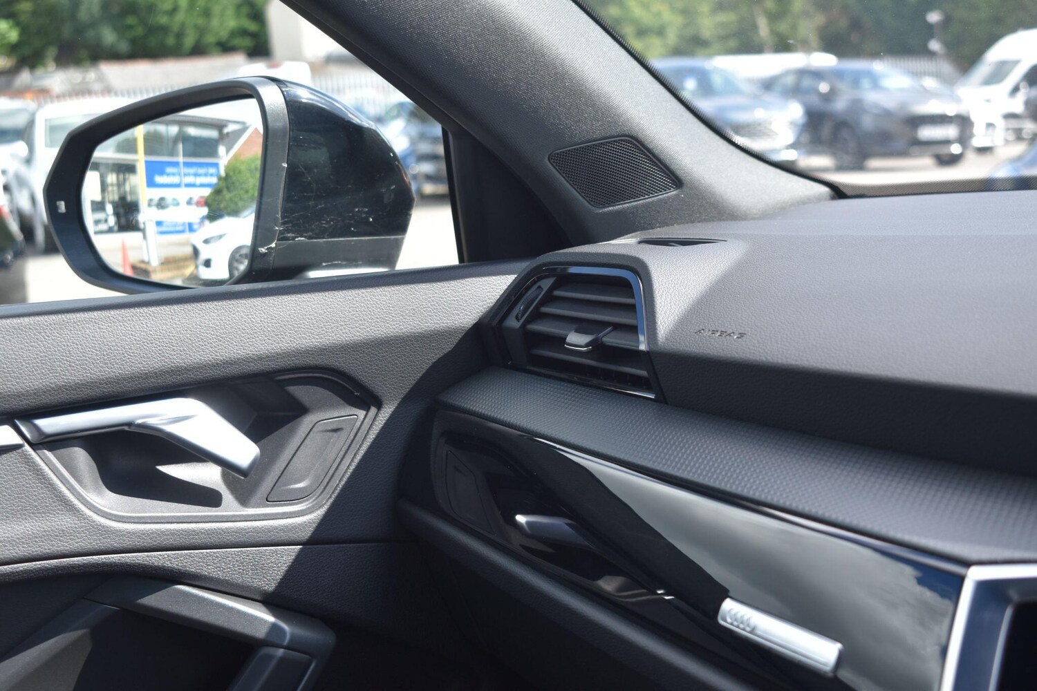 Used Audi Q3 2021 for sale - 76511779: Photo 65