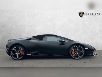 Used Lamborghini Huracan 2023 for sale - 77228163: Photo