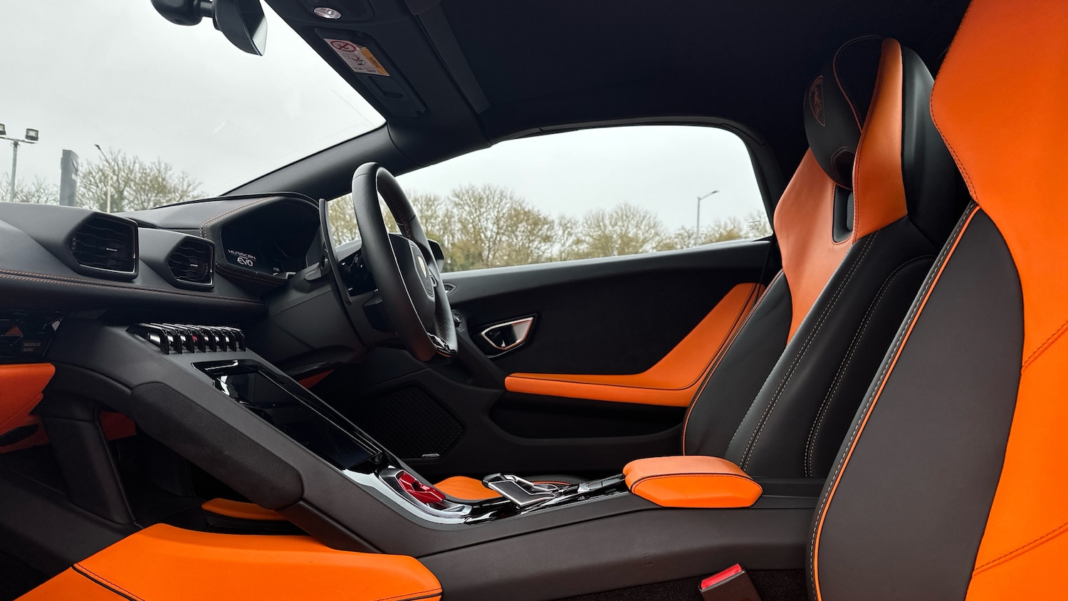 Used Lamborghini Huracan 2023 for sale - 77228163: Photo 7