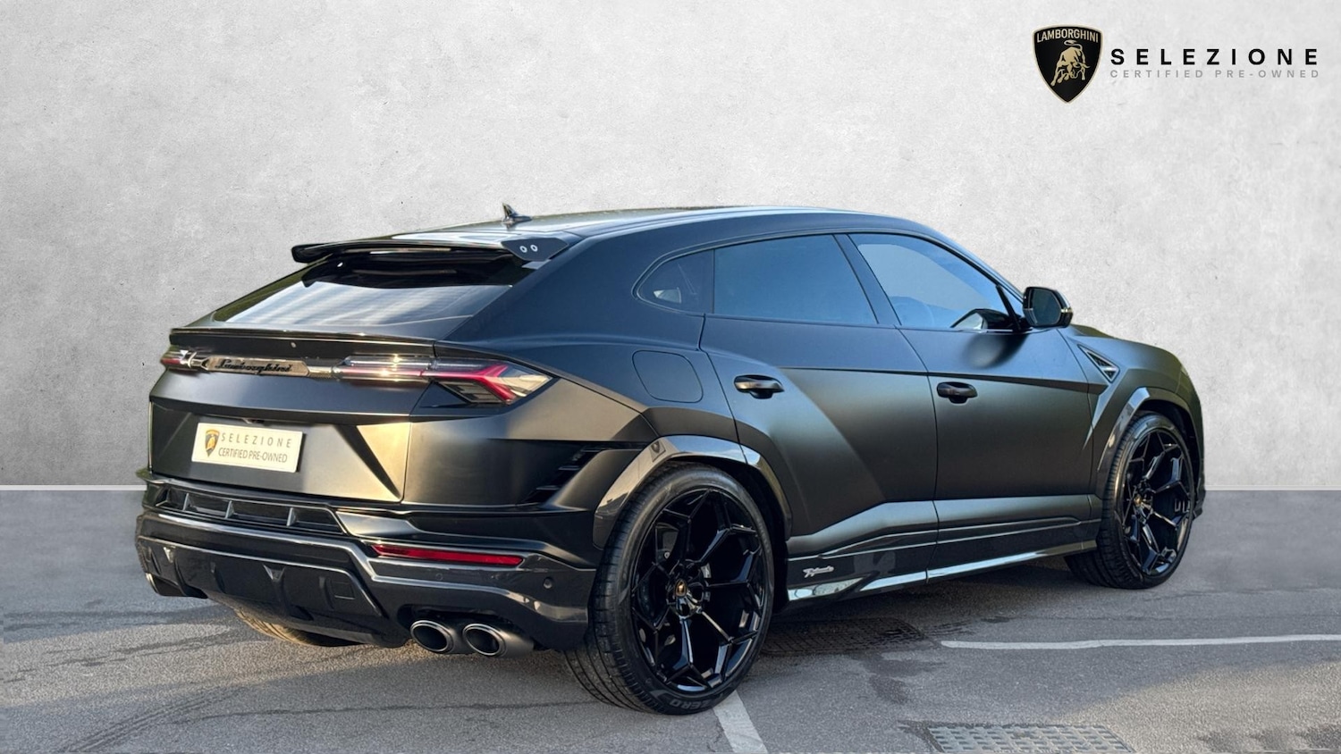 Used Lamborghini Urus 2023 for sale - 78018197: Photo 3