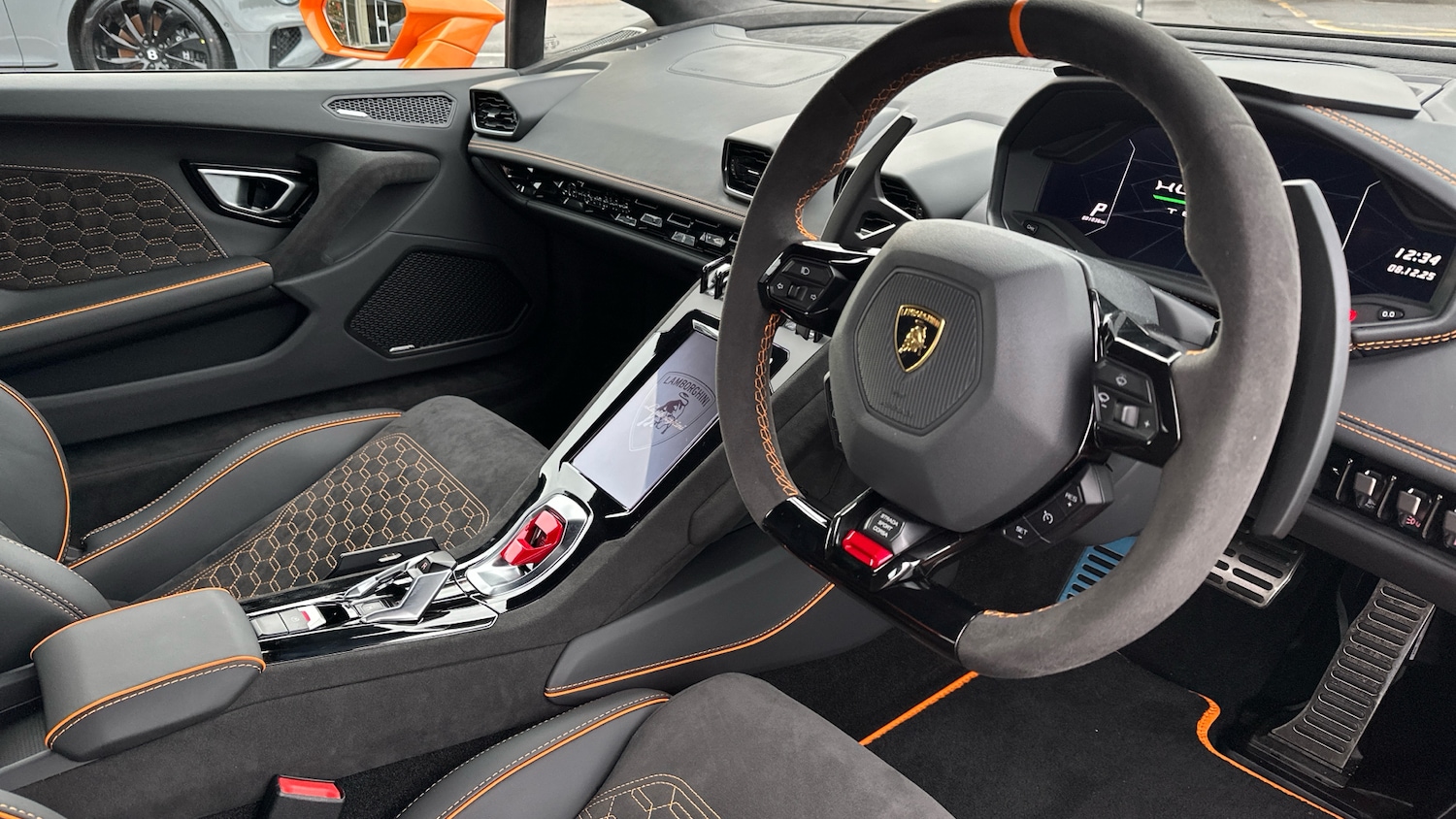 Used Lamborghini Huracan 2025 for sale - 76884713: Photo 6